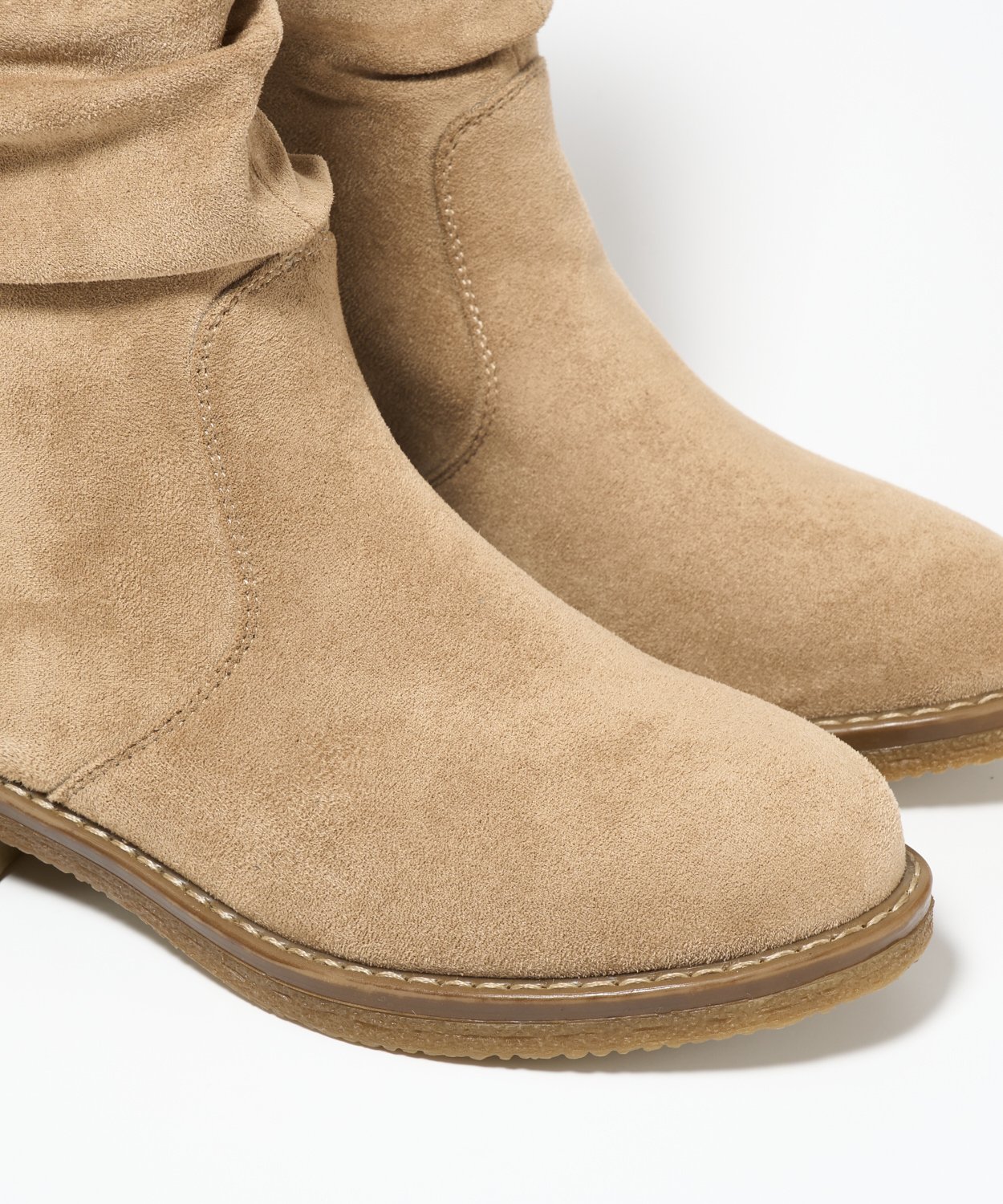 Botines arruga efecto ante image number null